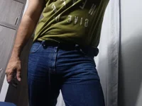 Juan26041993's Offline Chat Room
