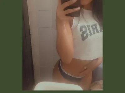 KiraaMoon69 - Girl 