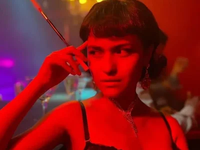 EvaLouisex_ - Girl 