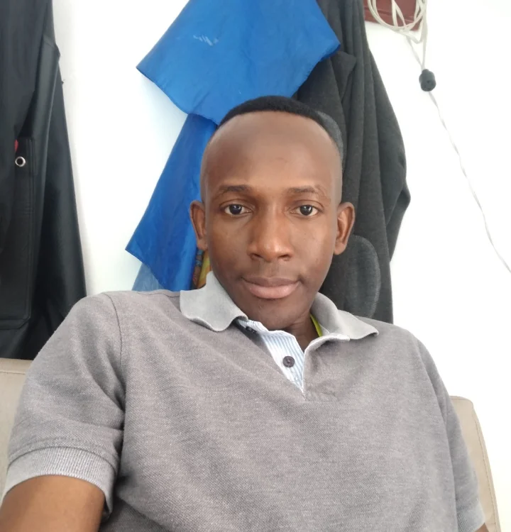 Llidoca12: офлайн-секс-чат