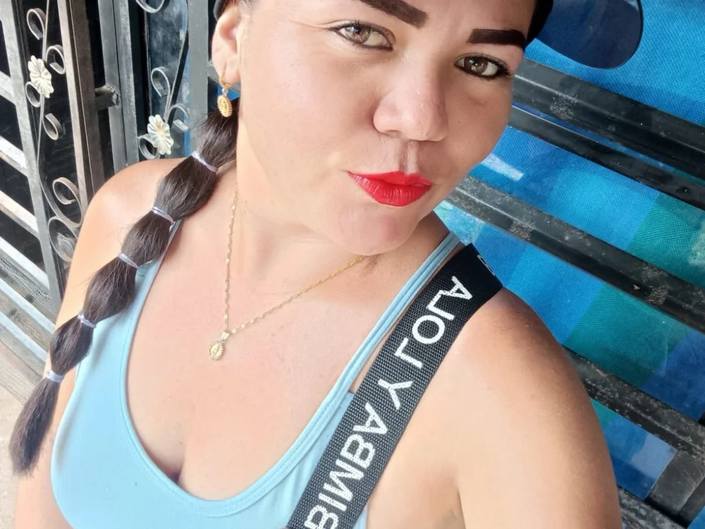 anahi_curves offline chatrum
