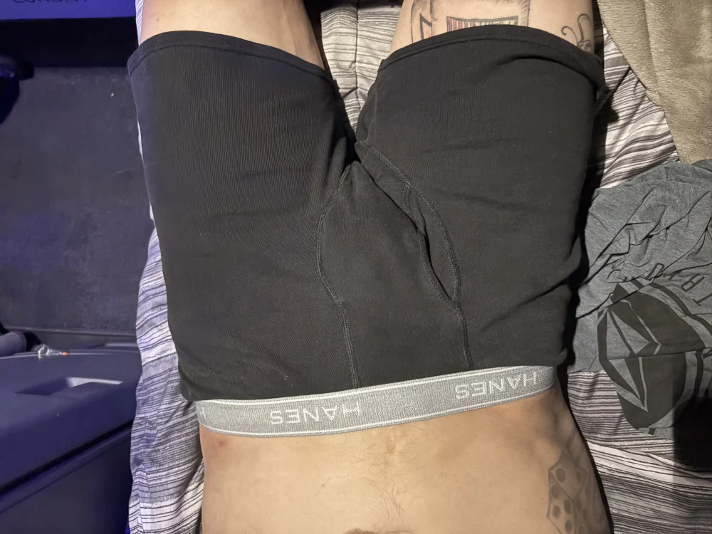 tatteddaddy6969's Offline Chat Room
