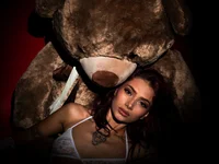 scarleth_saenzx's webcam live show