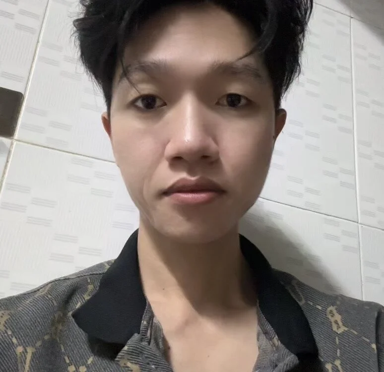 yuici79 Chat XXX Ngoại tuyến