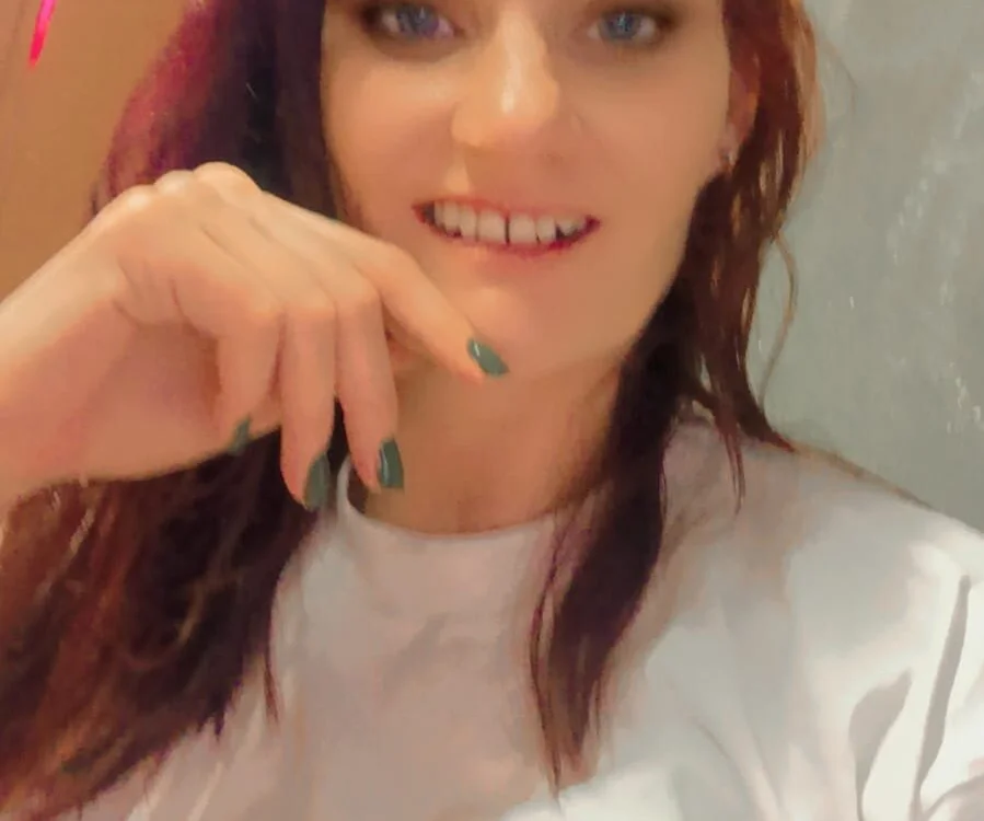 monique_hedone offline chatrum