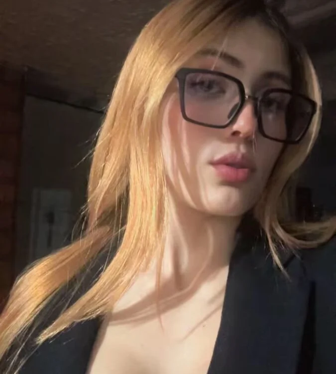 hottbunny_w's Offline XXX Chat