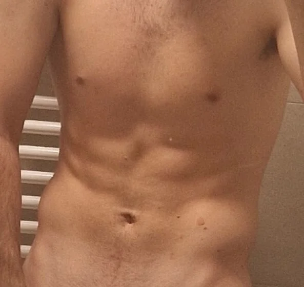 Showerboy03 Offline XXX-chat