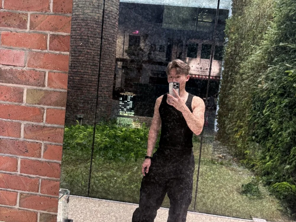 Offline XXX chat modela zachlee_69