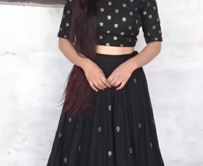 Offline XXX chat modela ISHA-ROI