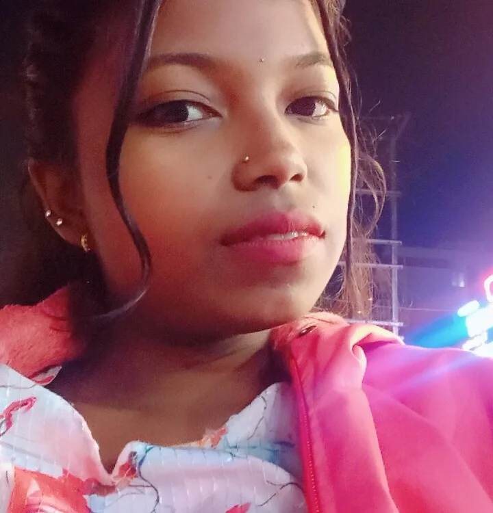 Shivani_8432 cover photo