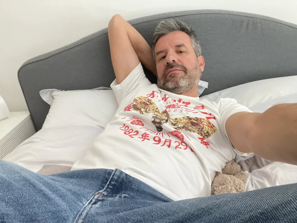hotdaddy4u136 offline XXX-chat