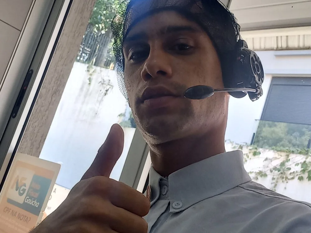 Chat +18 off-line de Freitas281198