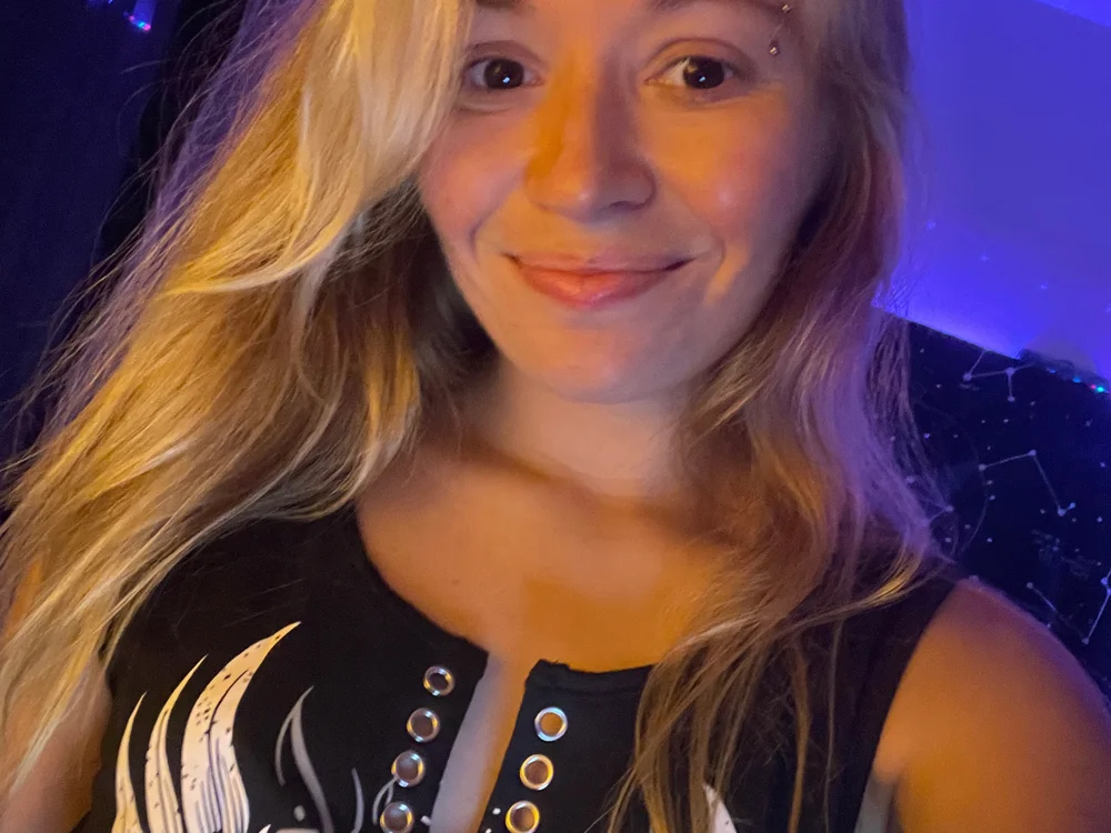 Chatroom XXX hors ligne de Mini_girl_do_it_better
