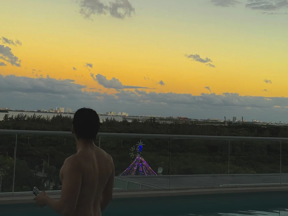 Oraineria - Male webcam sex chat