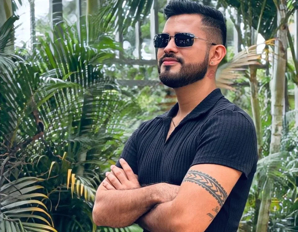 Axel_Castillo21's Offline XXX Chat