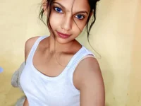 Juli_meri_jan's Offline XXX Chat