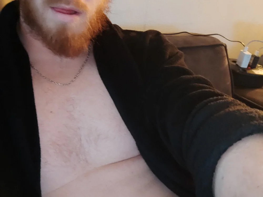Cmeliak21's Offline Chat Room