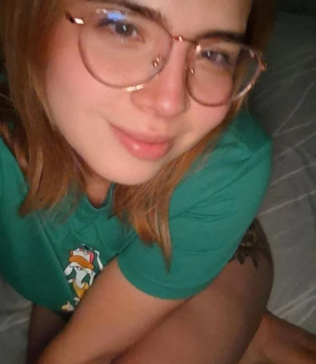 Sarah_miel Chat XXX offline