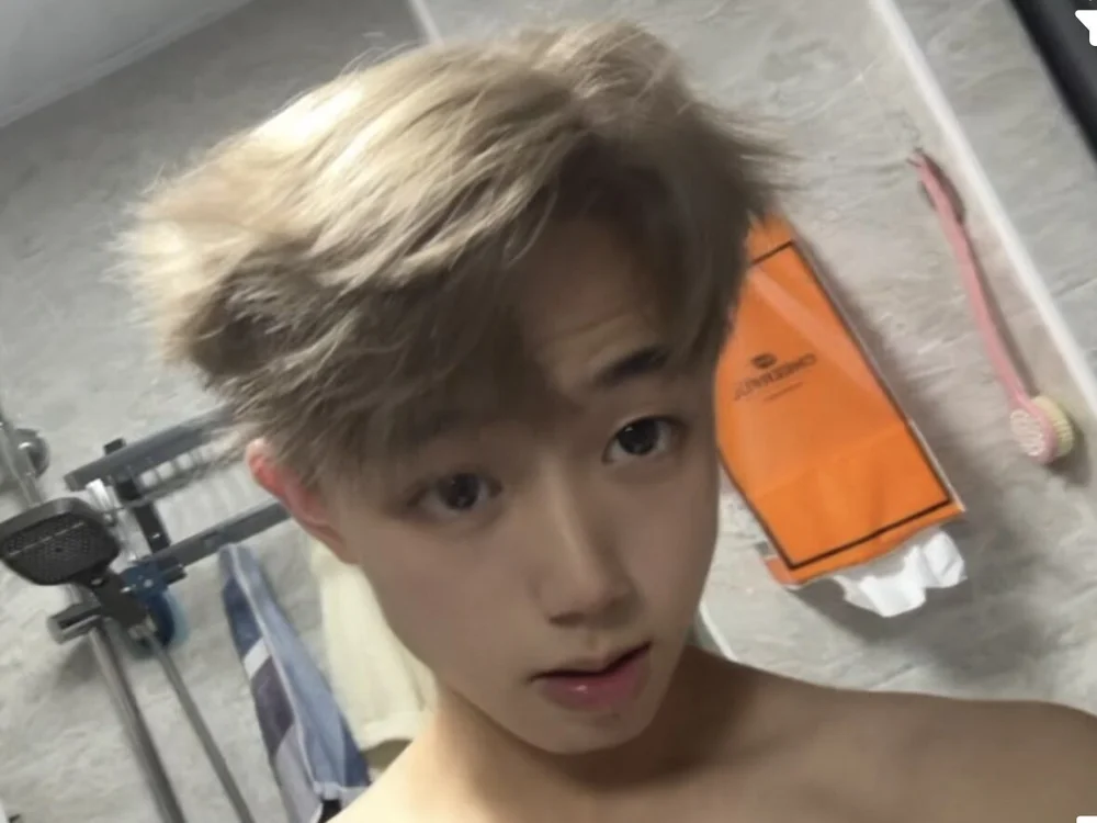 nangong001 Chat XXX Ngoại tuyến