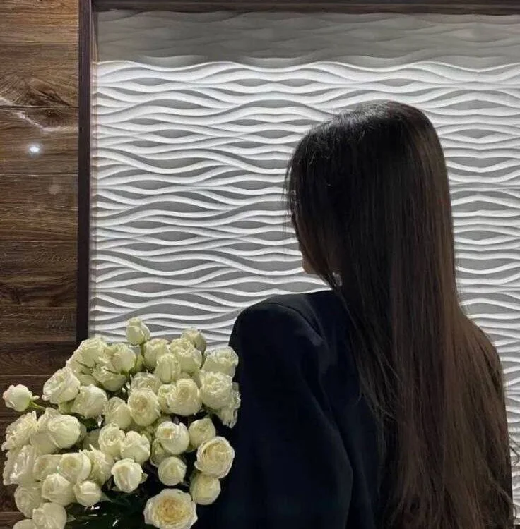 flora_ri Offline XXX-chat