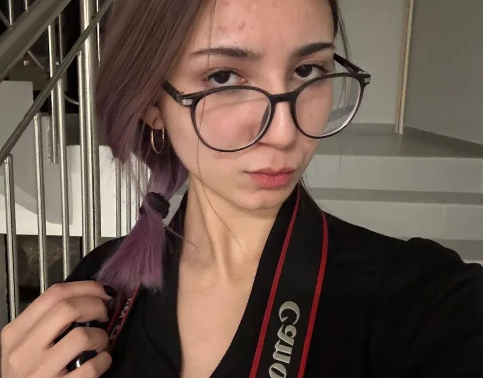 MaxineDanbury's Offline XXX Chat