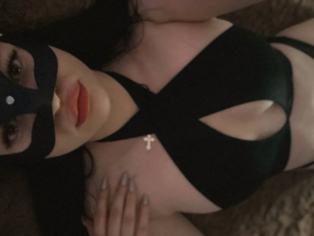 flirtyfocus777's Offline XXX Chat