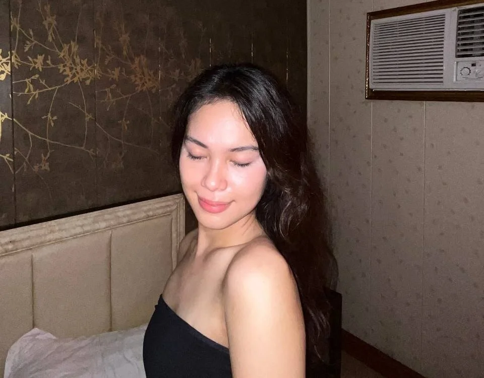 Lavaneaah 離線 XXX 聊天