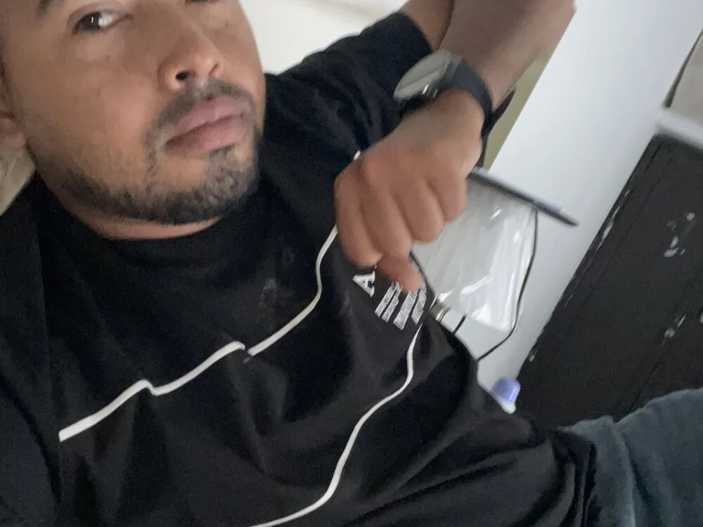 caboromer's Offline Chat Room