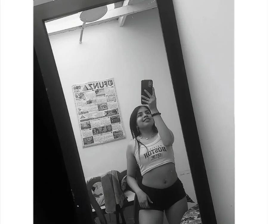ห้องแชทออฟไลน์ของ Isla_lynn69