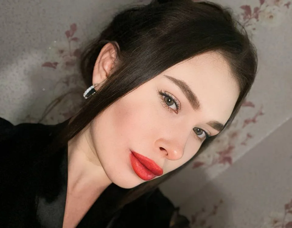 BettyyRose's Offline Chat Room