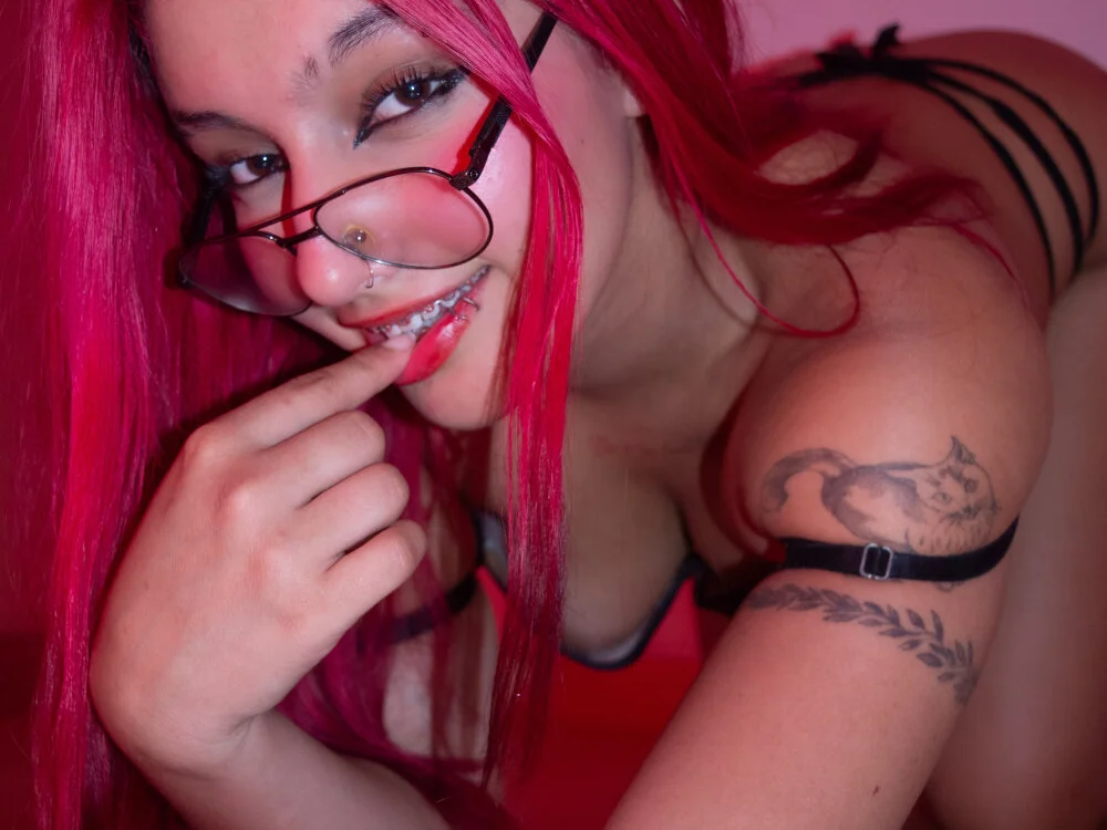 CelesteRhoades Chat XXX offline