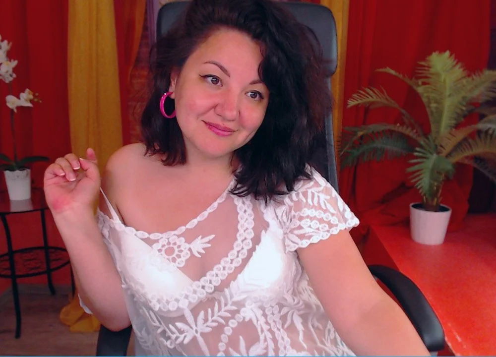 LoveMeEm's Offline XXX Chat