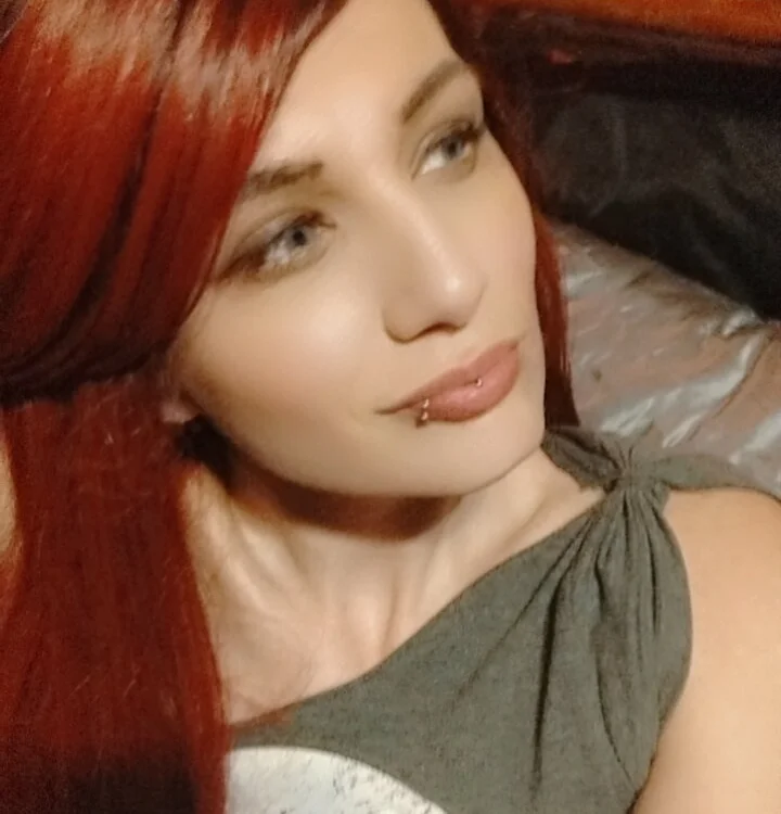 MissUes' Offline Chat Room