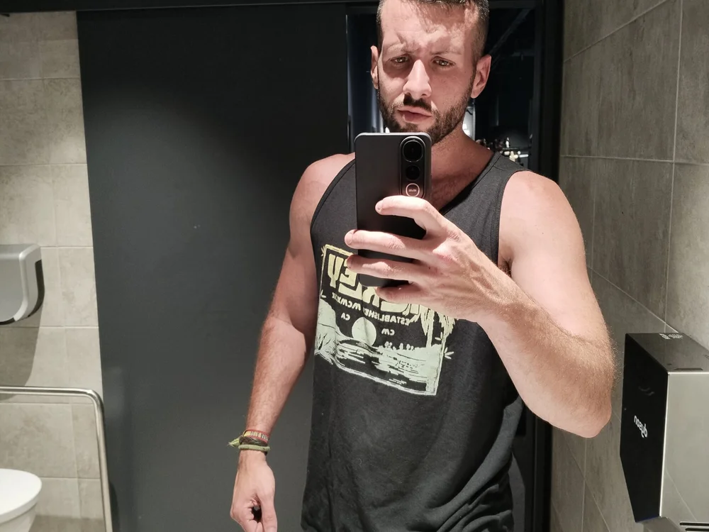 Gabrii03 Offline XXX Chat