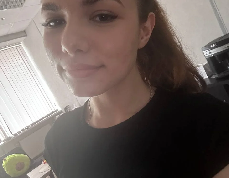 BonnieJune's Offline Chat Room