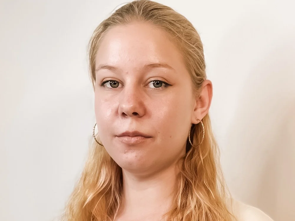 EsmaFentress' Offline XXX Chat