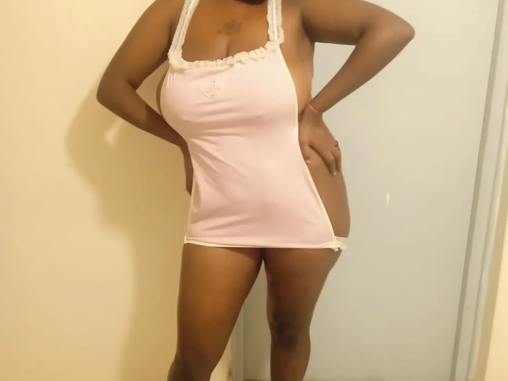 NurseJudy's Offline XXX Chat