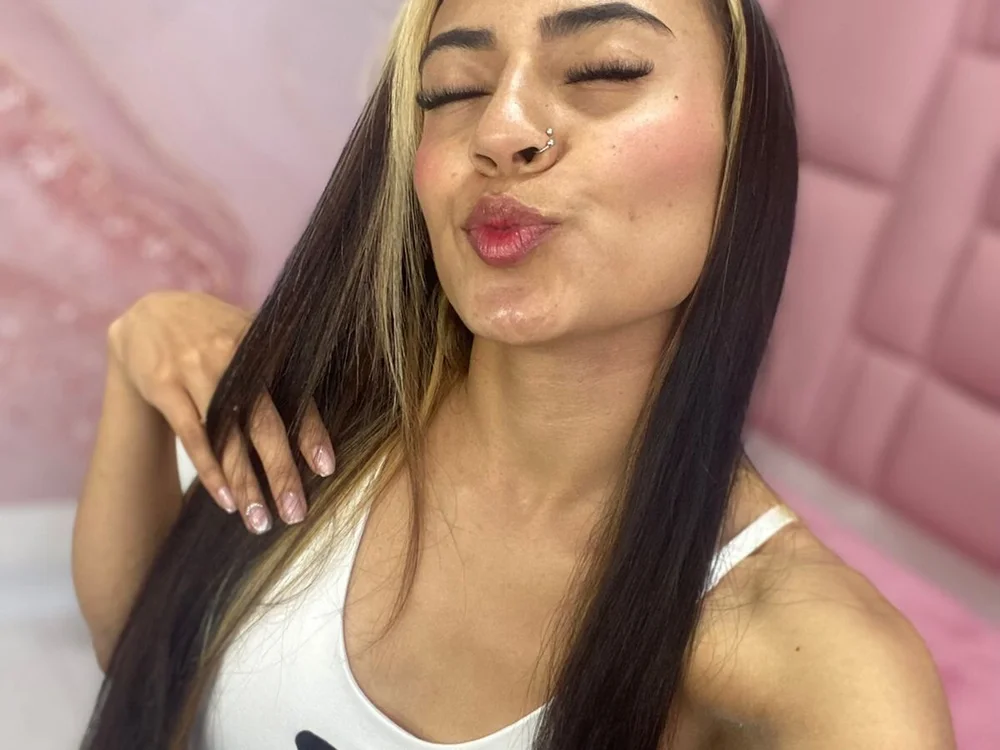 pequelili's Offline Chat Room