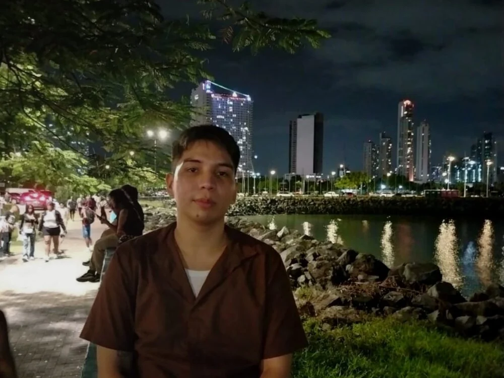 DanteX1812: συνομιλία ΧΧΧ εκτός σύνδεσης