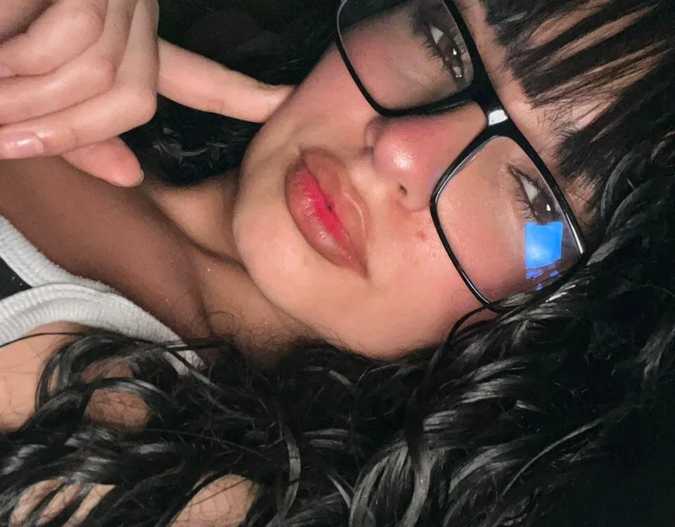 Aurora_Ellis_ Chat XXX Ngoại tuyến