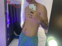 latinlove2005's webcam live show