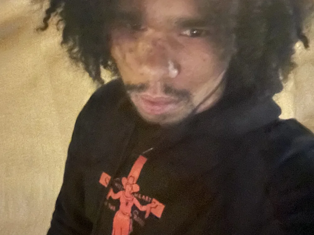 letsgetfreaky111's Offline Chat Room