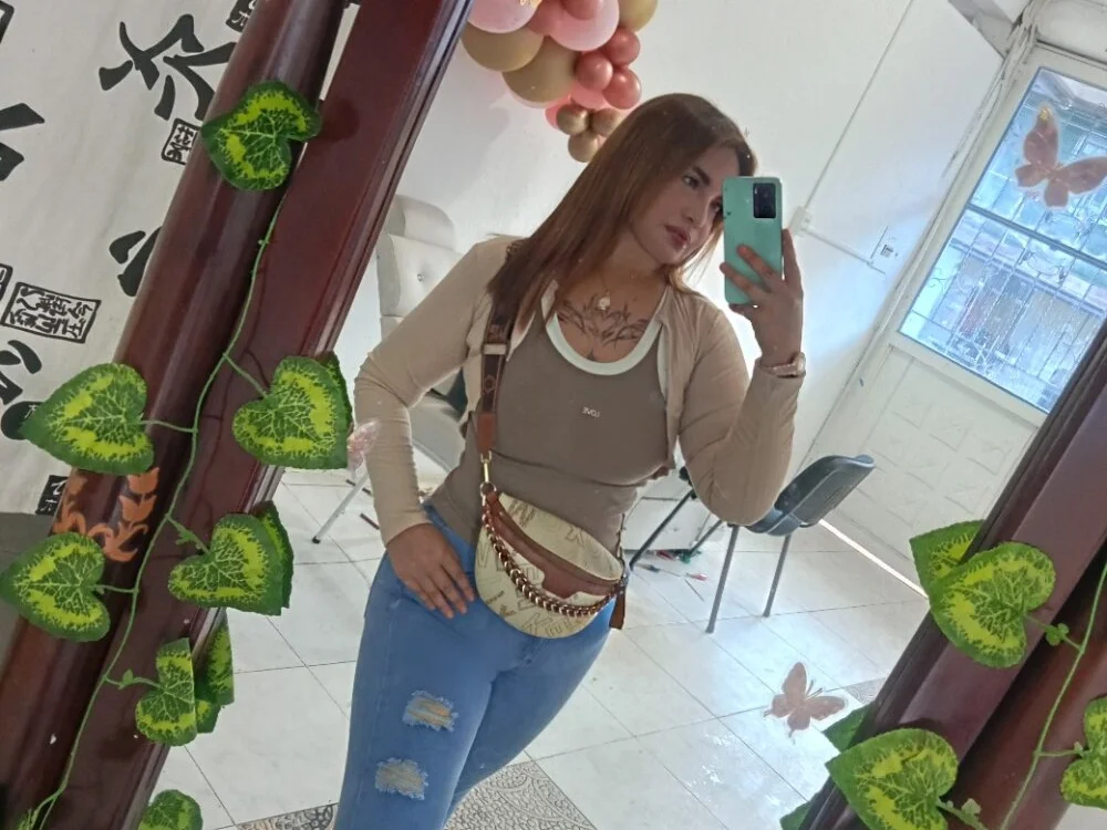 Emma_Jhonsx Offline XXX-chat