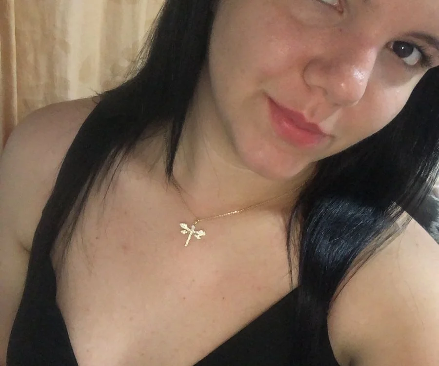 zoee_johnson's Offline Chat Room