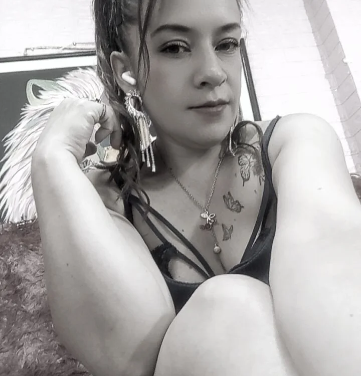 Denise_Diaz Chat XXX offline