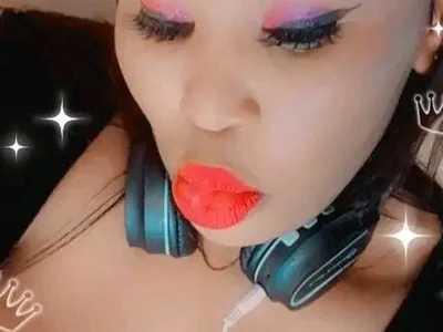 KINKYTEE20 - Girl 
