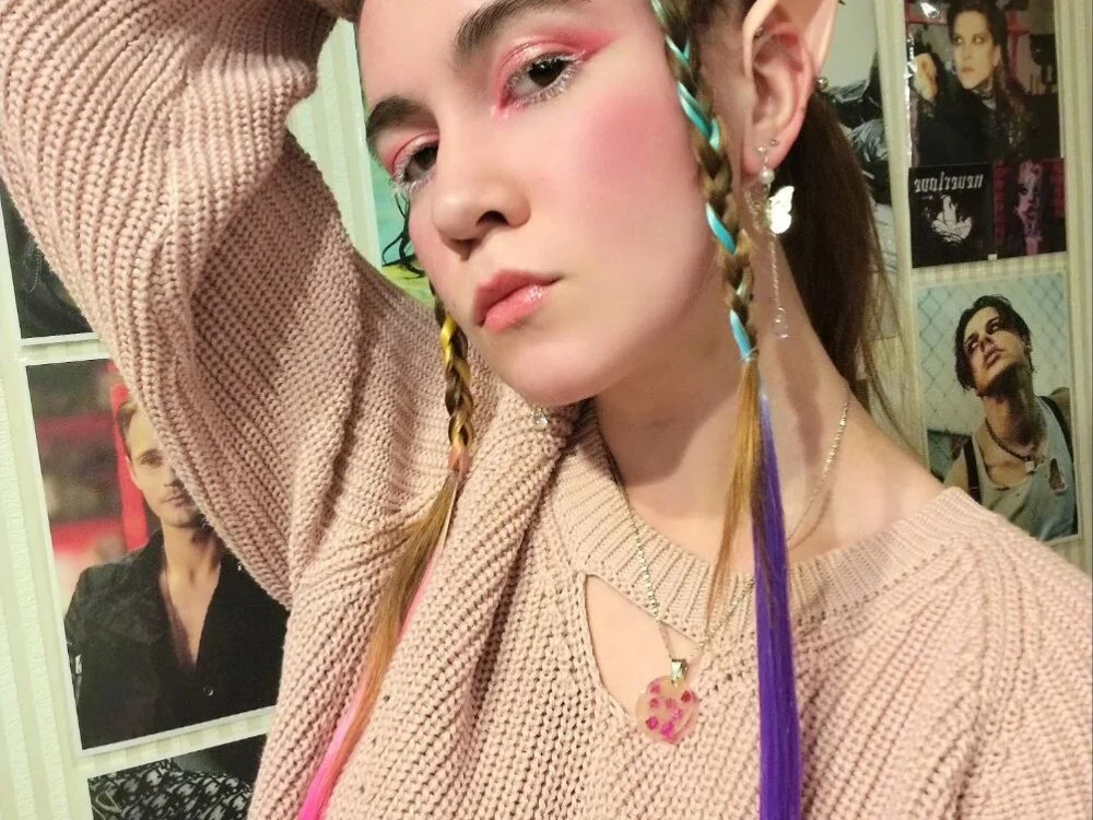 JinnyVibes Adlı Modelin Çevrimdışı XXX Sohbeti