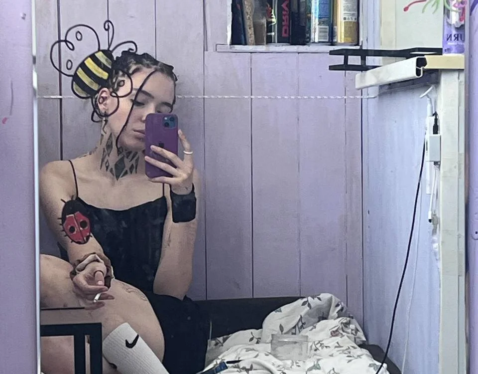 Offline chatovací místnost ArielaWeiss