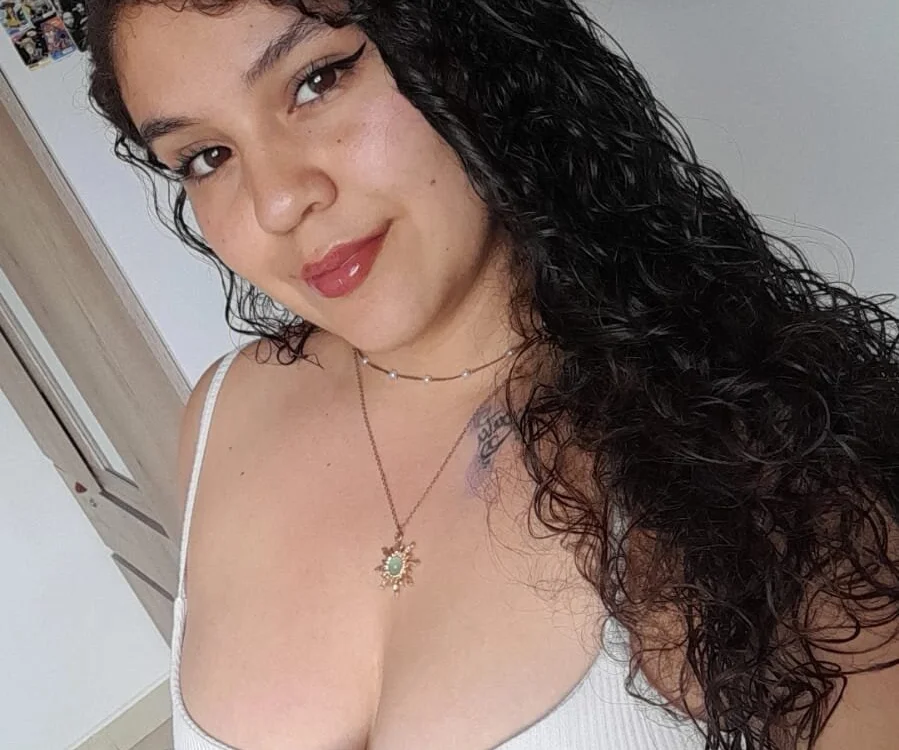 roxanne_lol's Offline XXX Chat