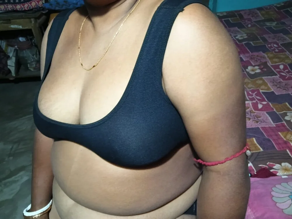 Sexy_baby_01 Adlı Modelin Çevrimdışı XXX Sohbeti